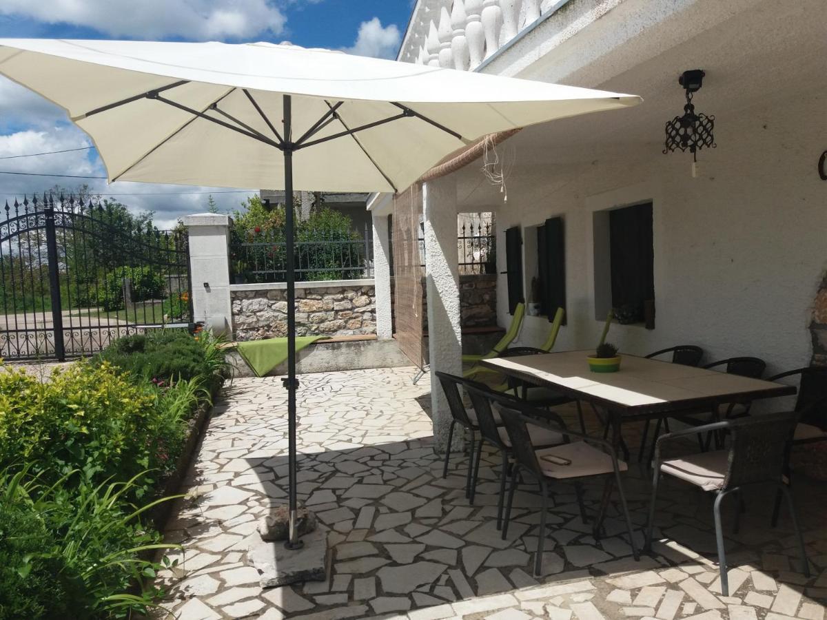 Готель Casa Irma Zminj Екстер'єр фото
